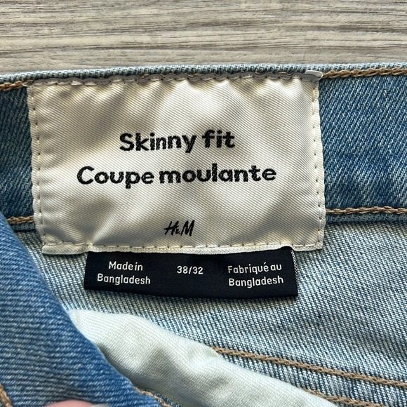 H&M Blue Jeans Skinny Fit 38/32 - Picture 2 of 5